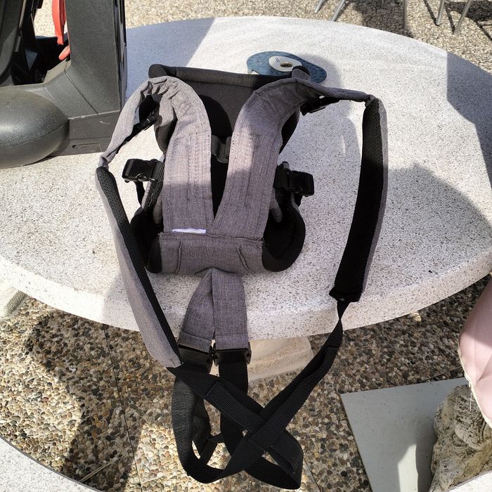 Cadeira para carro e cinta de criança