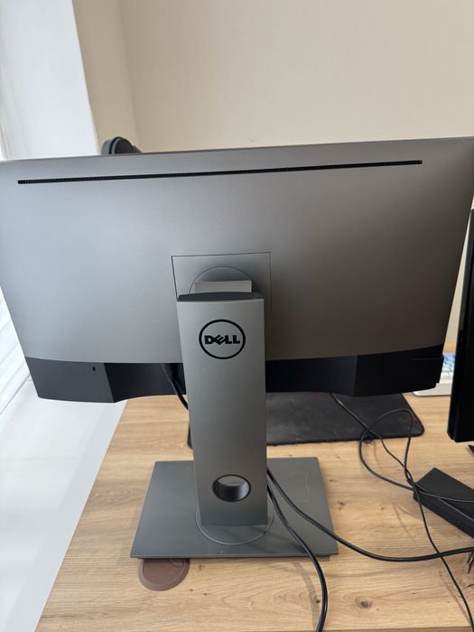 Dell U2718Q 27” 4K IPS HDR10/ Ідеальний стан / Без нюансів
