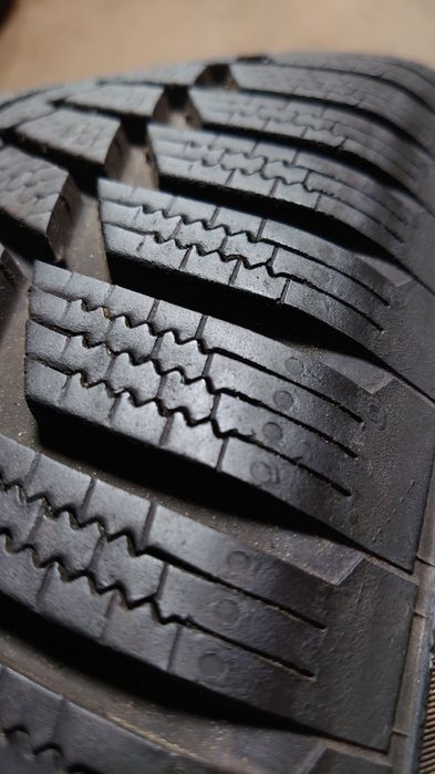 Пара зимних шин резина Continental Winter Contact TS850P 235/55 r17