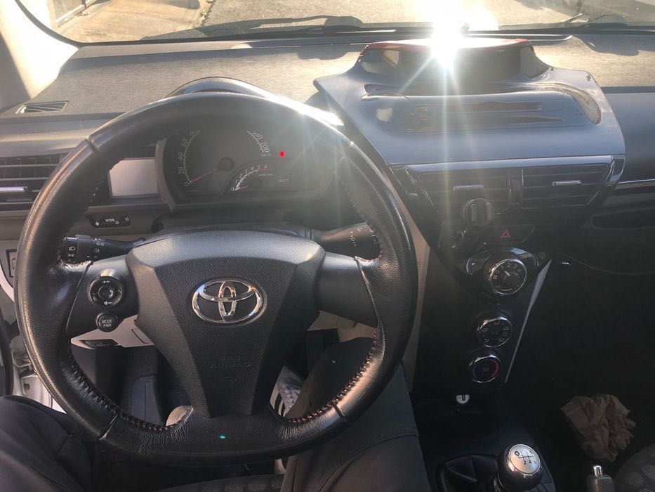 Toyota iQ 1.4 D4D URGENTE