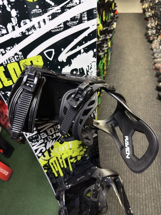 Nowa Deska Snowboard + Wiazania Raven 140 cm + M/L GRATIS