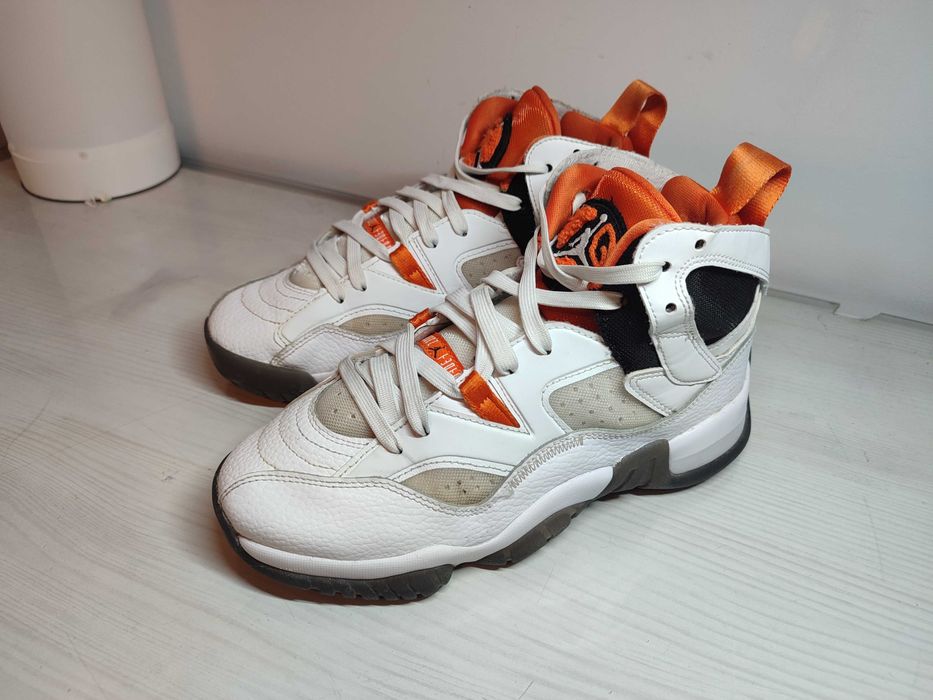 Кроссовки Nike Jordan Two Trey 37,5р. стелька 24 см.