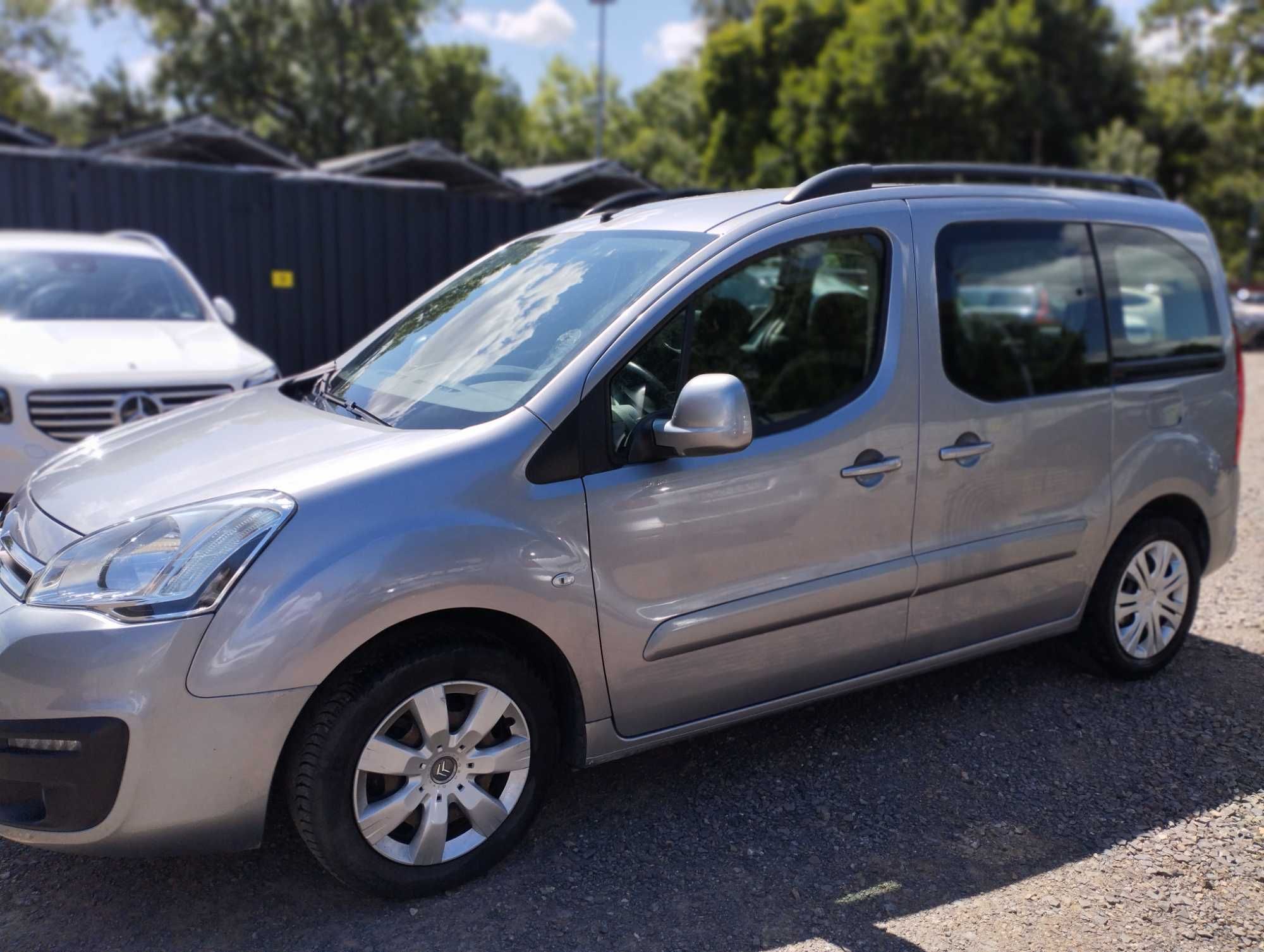 Citroen Berlingo !,6 HDI Multispace fv23%