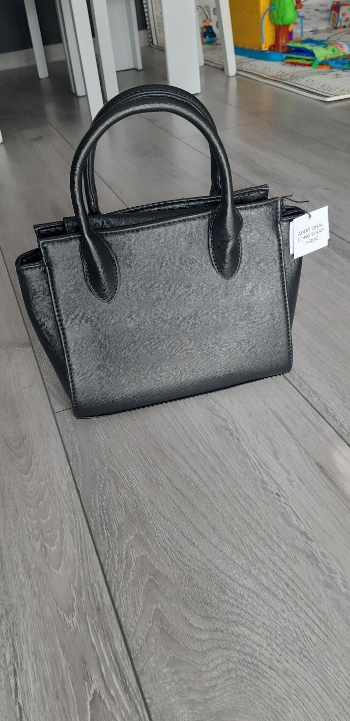 Czarna torebka tote