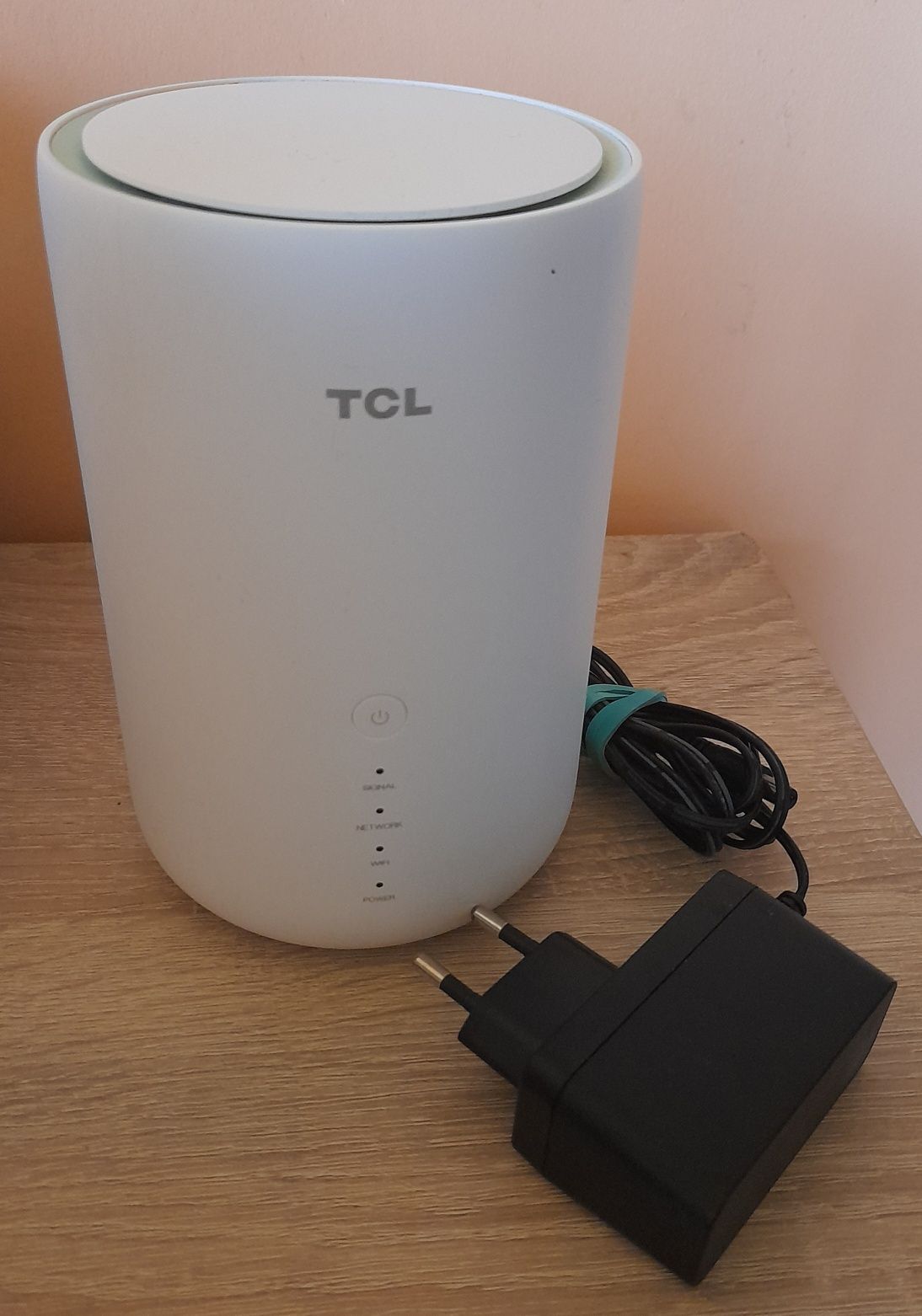 Router biurowy TCL Linkhub LTE13 Home station