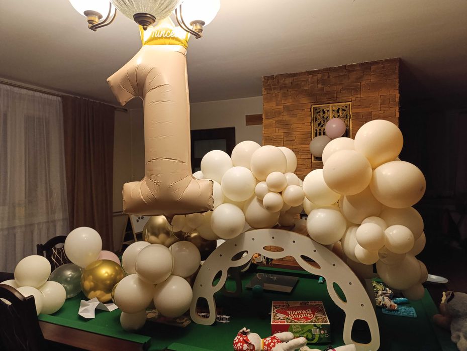 Balony dekoracja balonowa roczek
