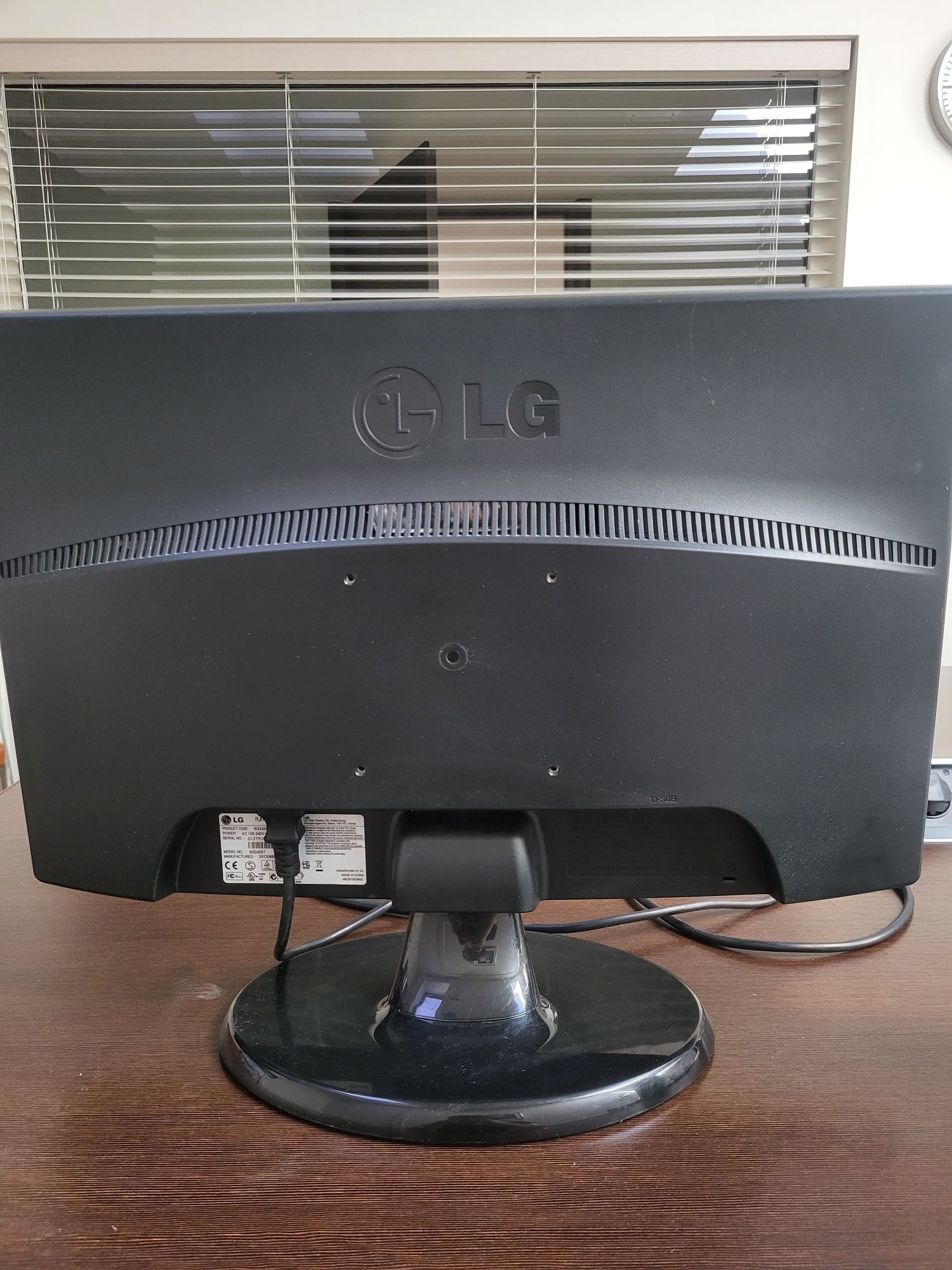 Monitor LG FLATRON W2243S