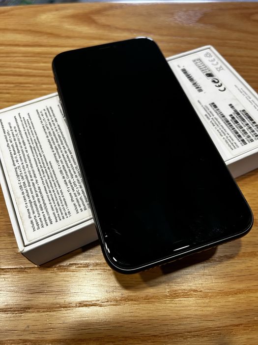 Iphone 11 em ótimo estado