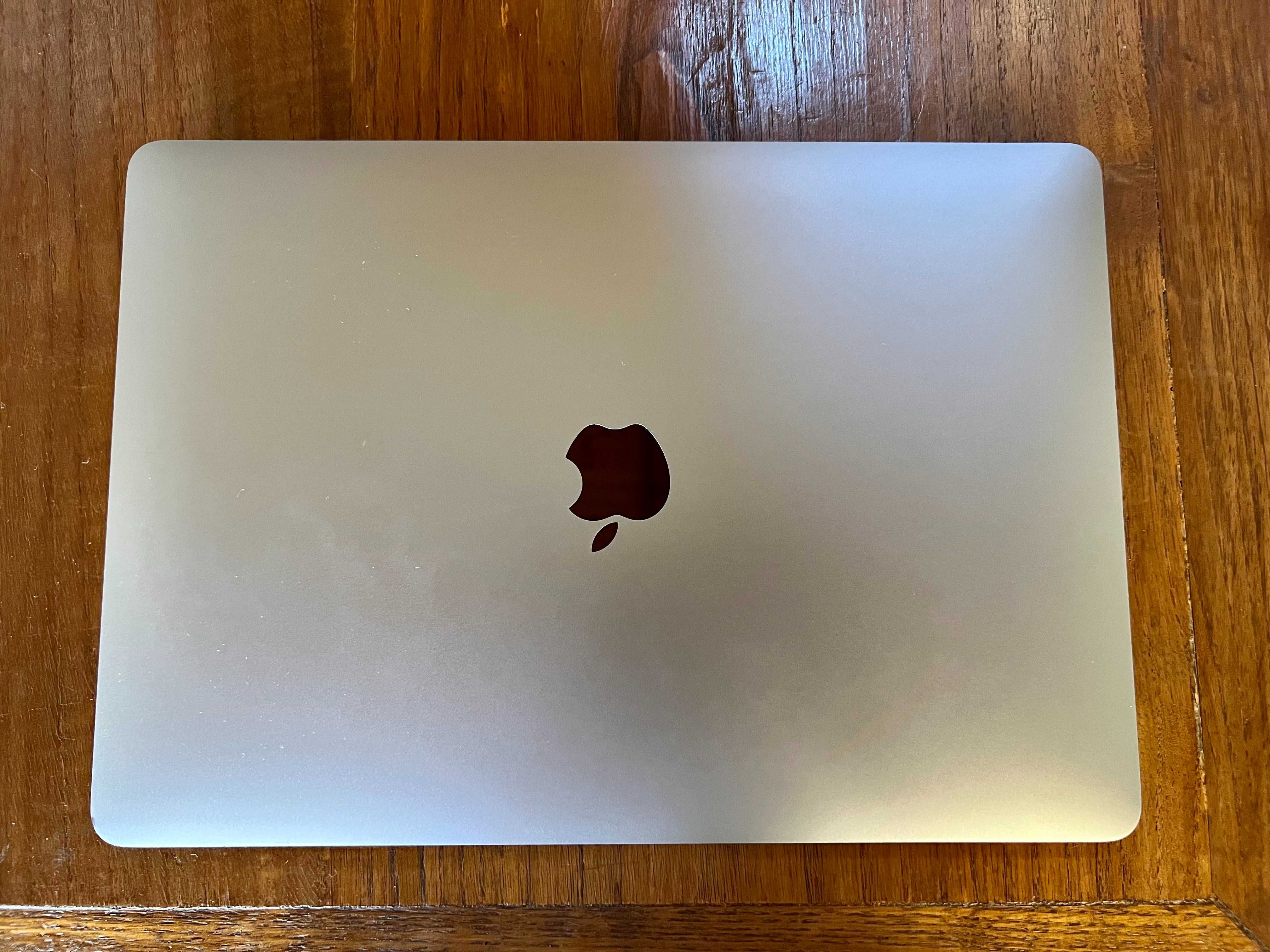 MacBook Air Retina 13" 2020 / 256GB SSD