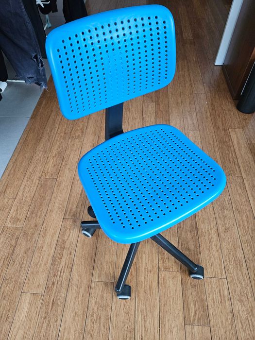 Krzesło obrotowe do biurka dla dziecka IKEA Arlik (stan bdb)