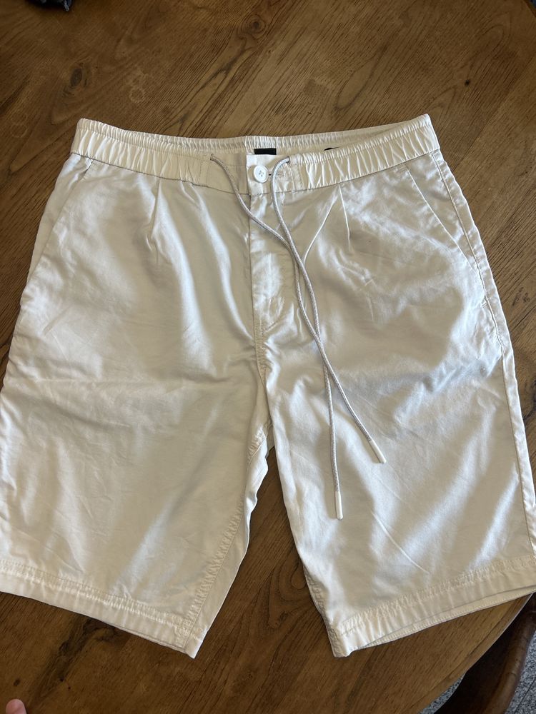 Hugo Boss calções