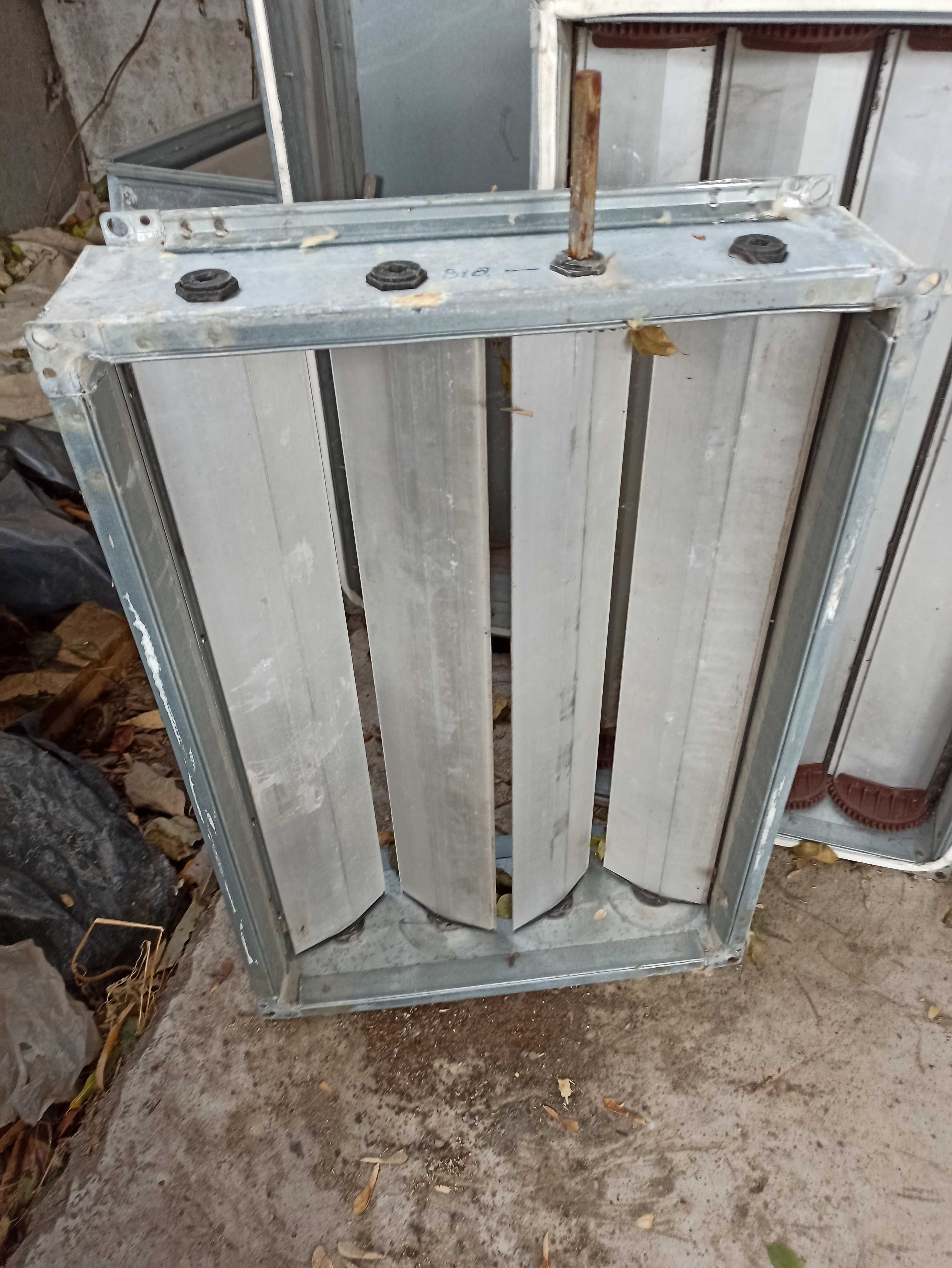 Прямокутний канальний вентилятор SVF 70-40/35-4D, Вентиляційні клапани