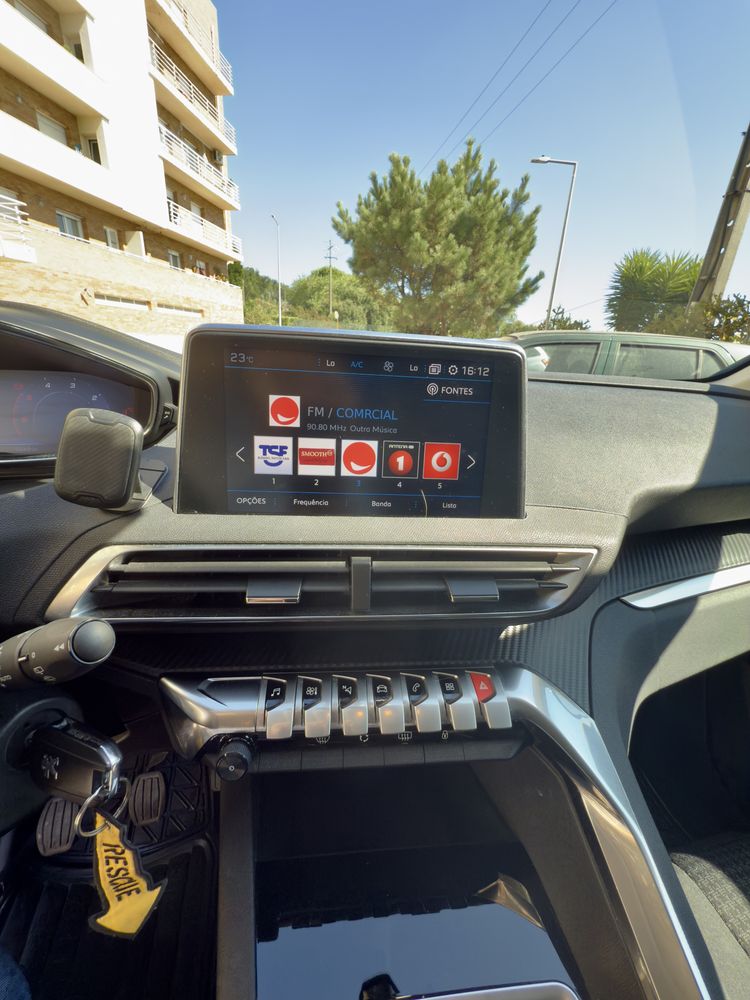 Peugeot 3008 ano 2020