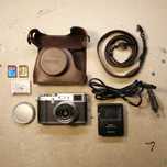 Fujifilm X100, Edição limitada com acessórios
