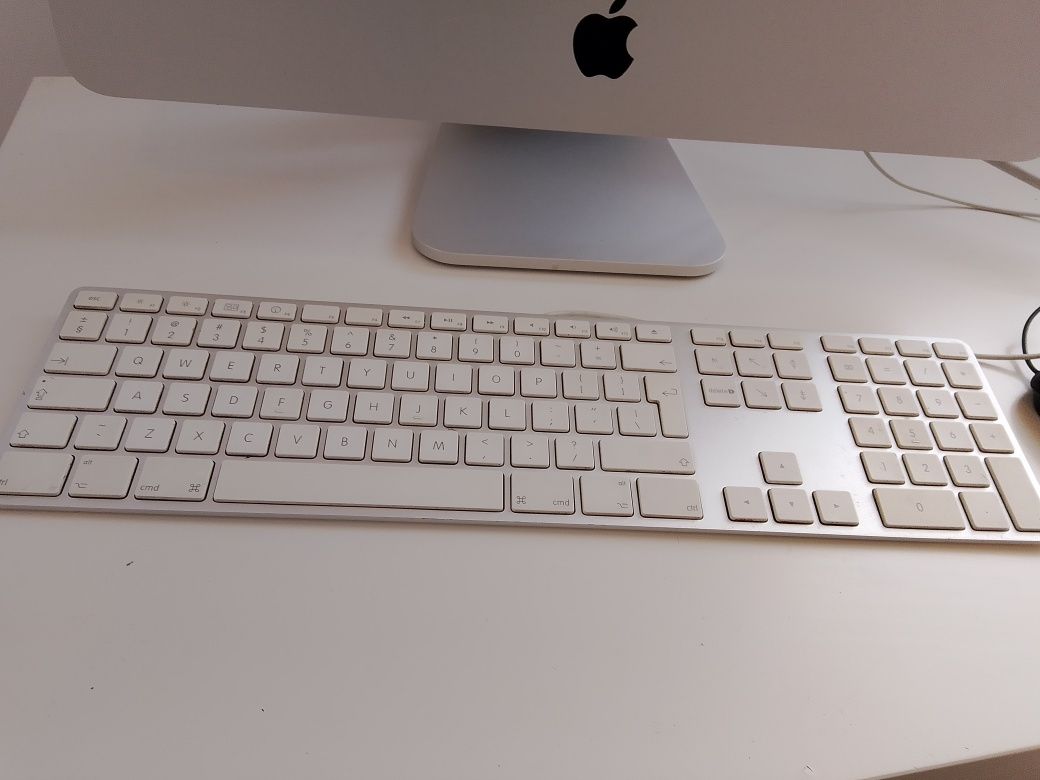 iMac Apple komputer 2 GB  2 GHz Intel Core 2 Duo