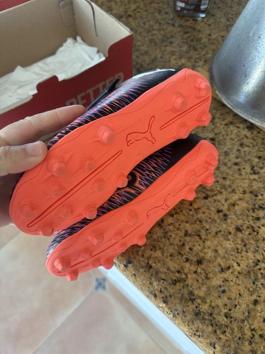 Chuteiras Puma numero 33