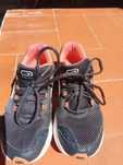 Tenis  decatlon usados