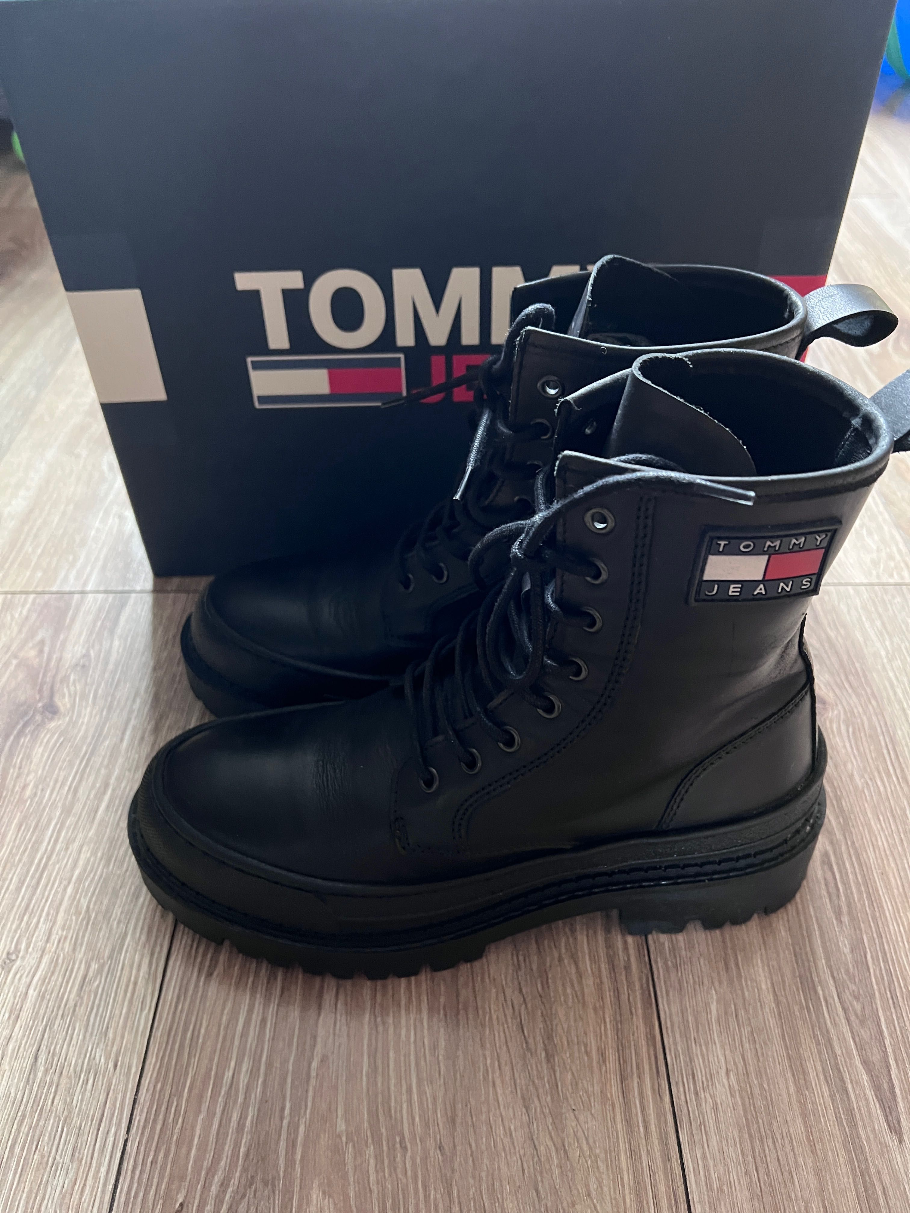 Botki jesienne tommy hilfiger