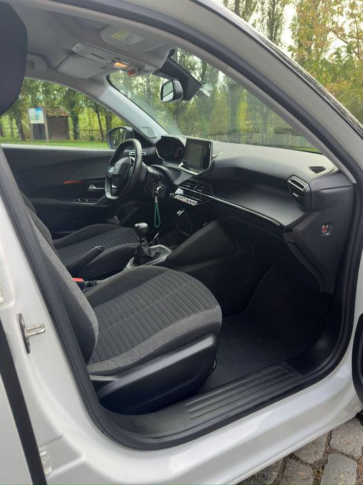 Peugeot 2008 1.5 excelente estado 2020