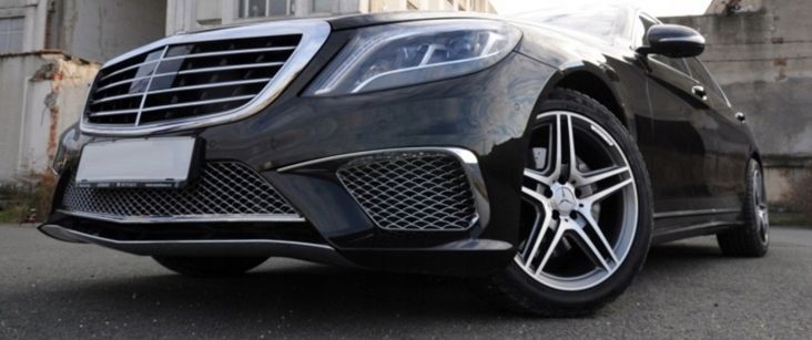Kratka środkowa zderzaka MERCEDES S W222 -17 AMG Chrom