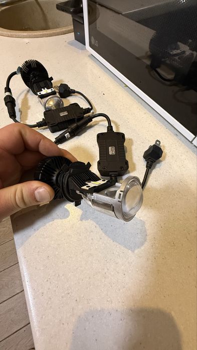 Led -лампы с линзой и без Н4 -размер