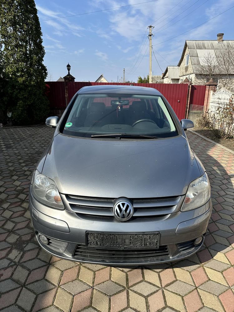 Розборка VW Golf 5+ Plus Бампер LA7T Двері Фари Телевізор Дзеркало ABS