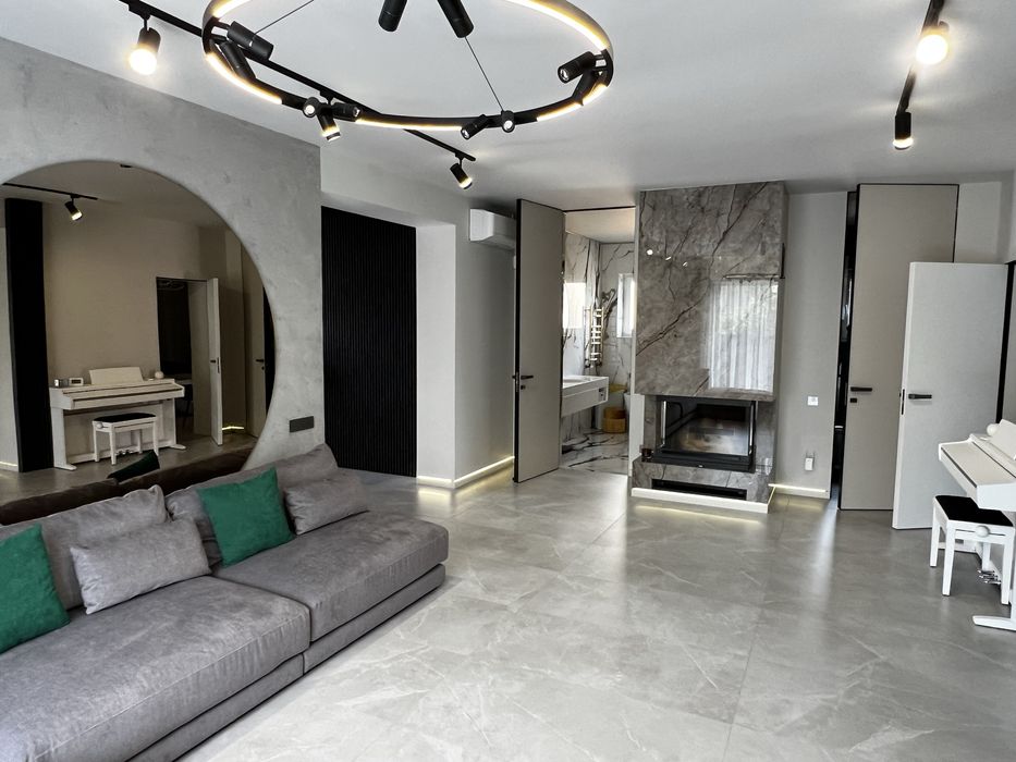 Продаж американки