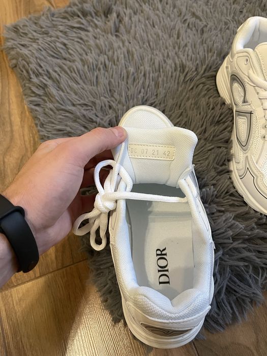 Nowe buty C. Dior