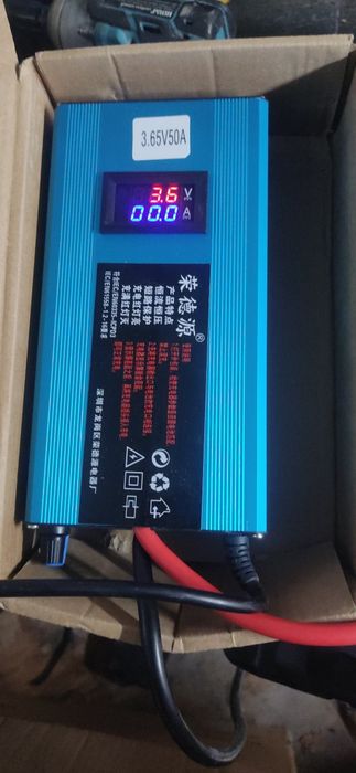 Зарядний пристрій lifepo4 3.65v