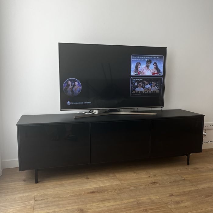 RANNÄS Armários e soluções de arrumação, preto/preto vidro. IKEA.