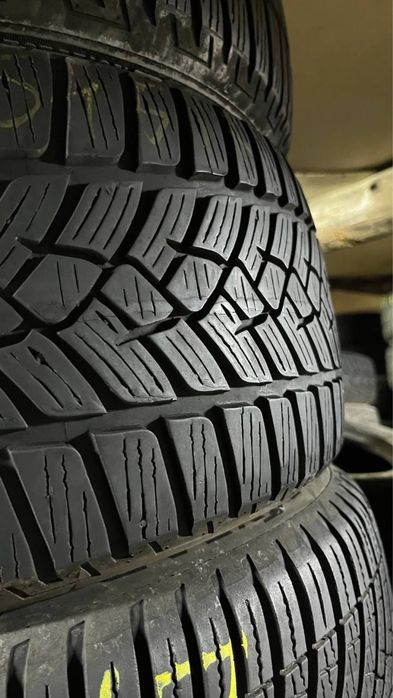 Комплект зимової гуми 225/45/17 Fulda