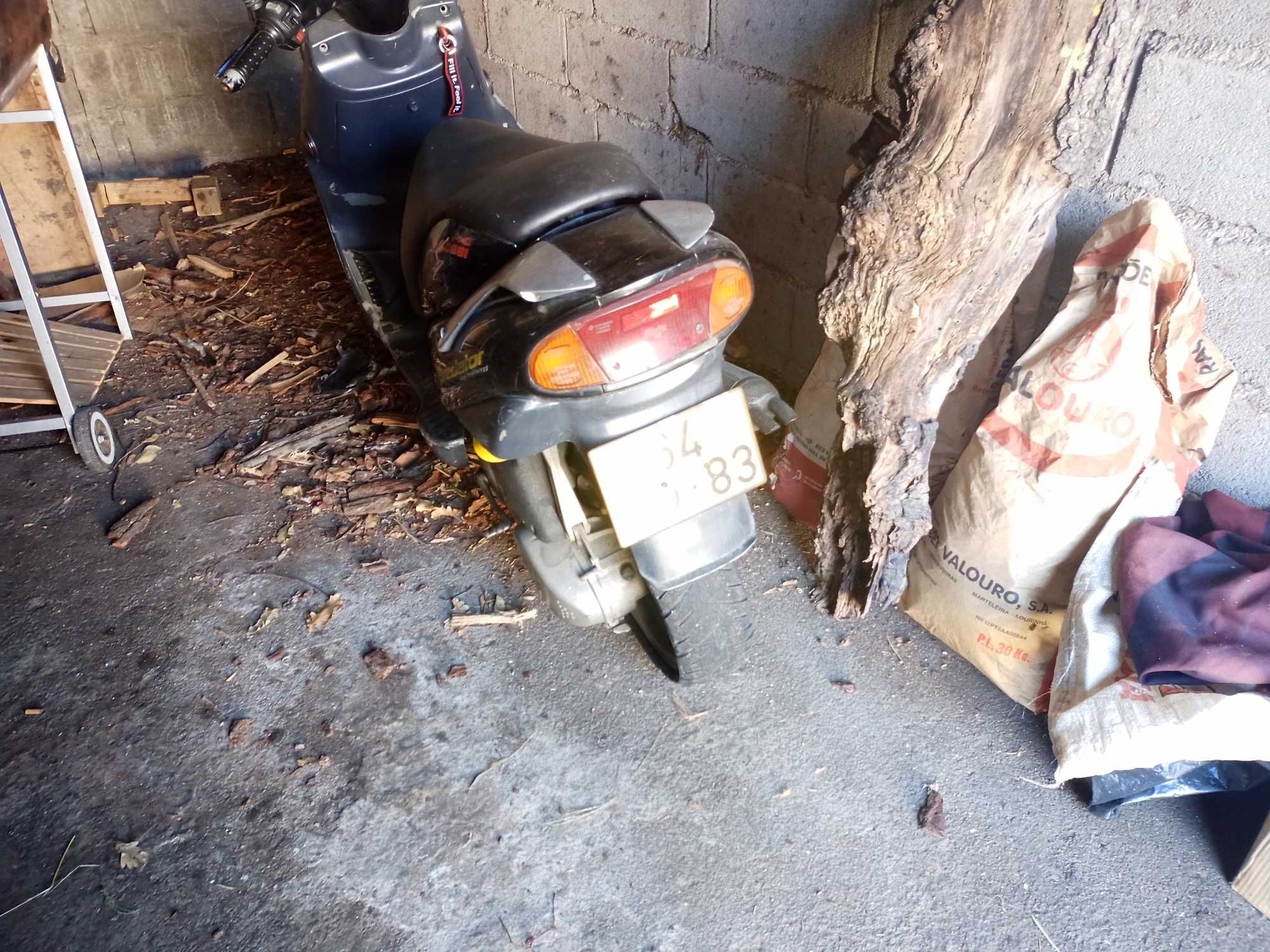 Vendo secooter Dérbi Predator/aceito propostas