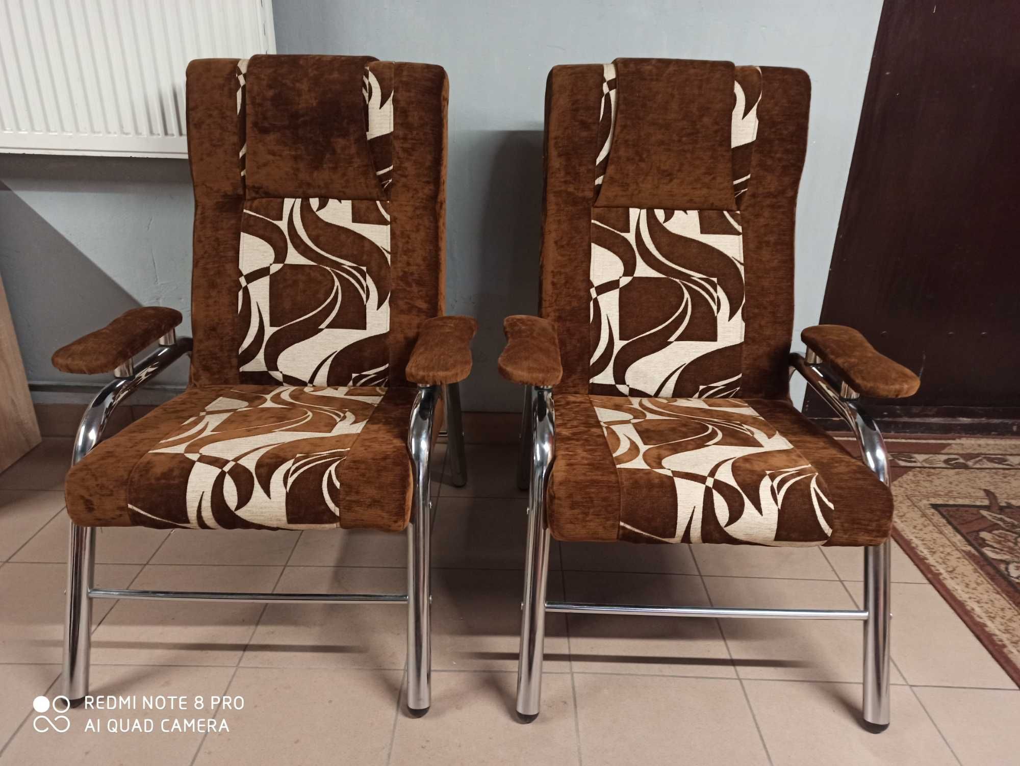 2x Fotele Piękne,Metalowe , Porzadne --- Jak Nowe  !!!