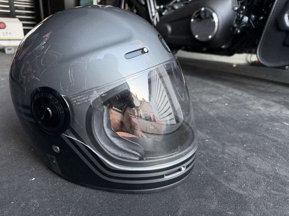 CASSIDA Kask Super Hooligan