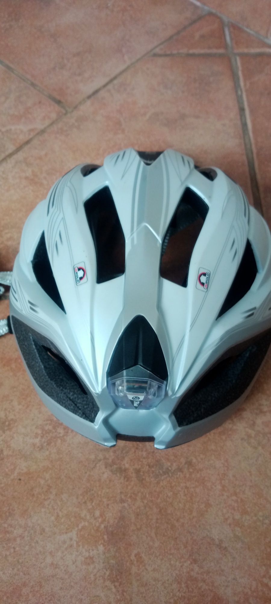 Kask rowerowy, nietrafiony prezent.