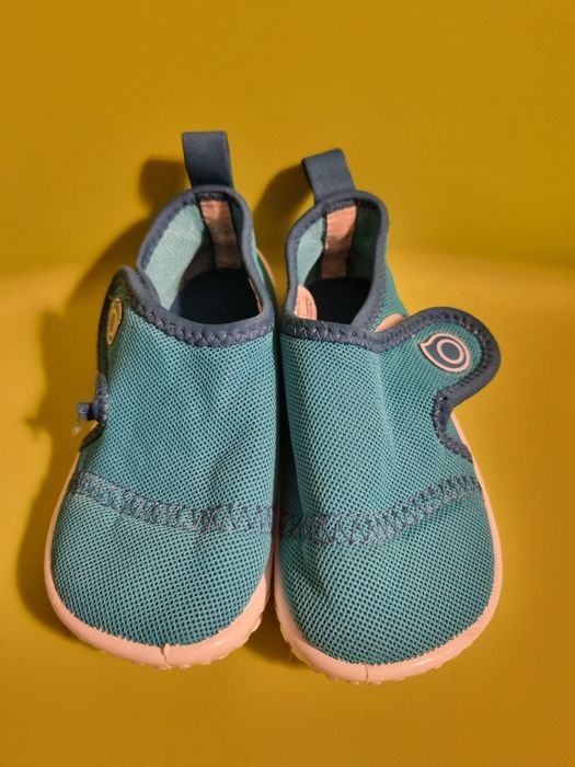 Buty do wody Decathlon r. 24/25