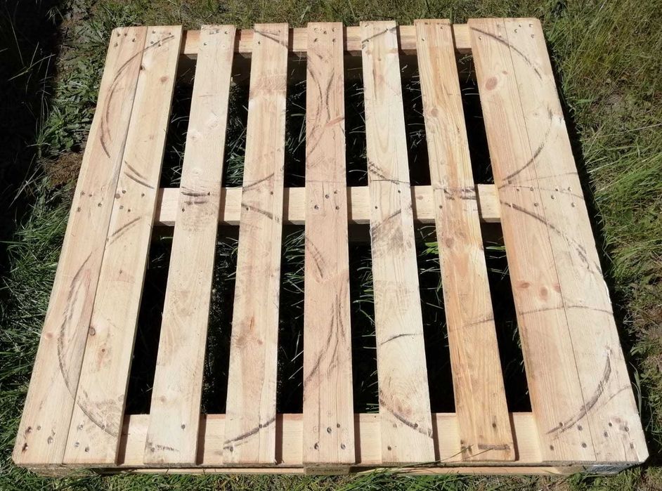 Palety 120 x 80 cm ładne mocne jasne przemysłowe, np. na taras, schody