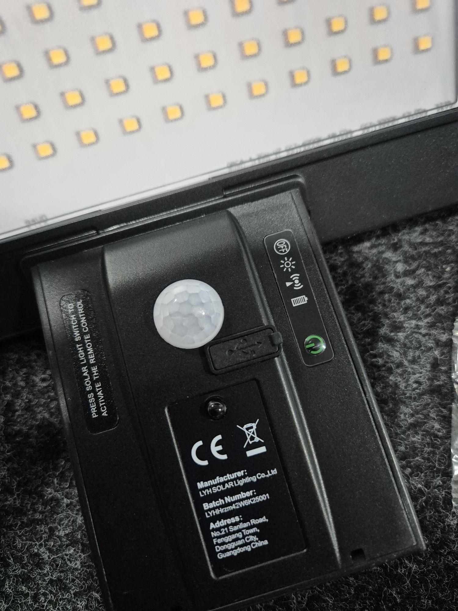 Projetor solar LED para parede