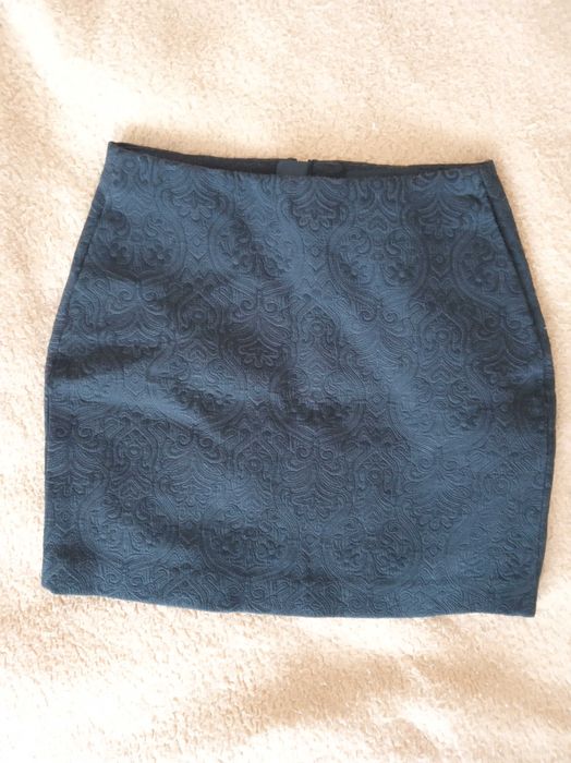 Spódnica Reserved Spódniczka mini czarna roz. 36 S jak nowa