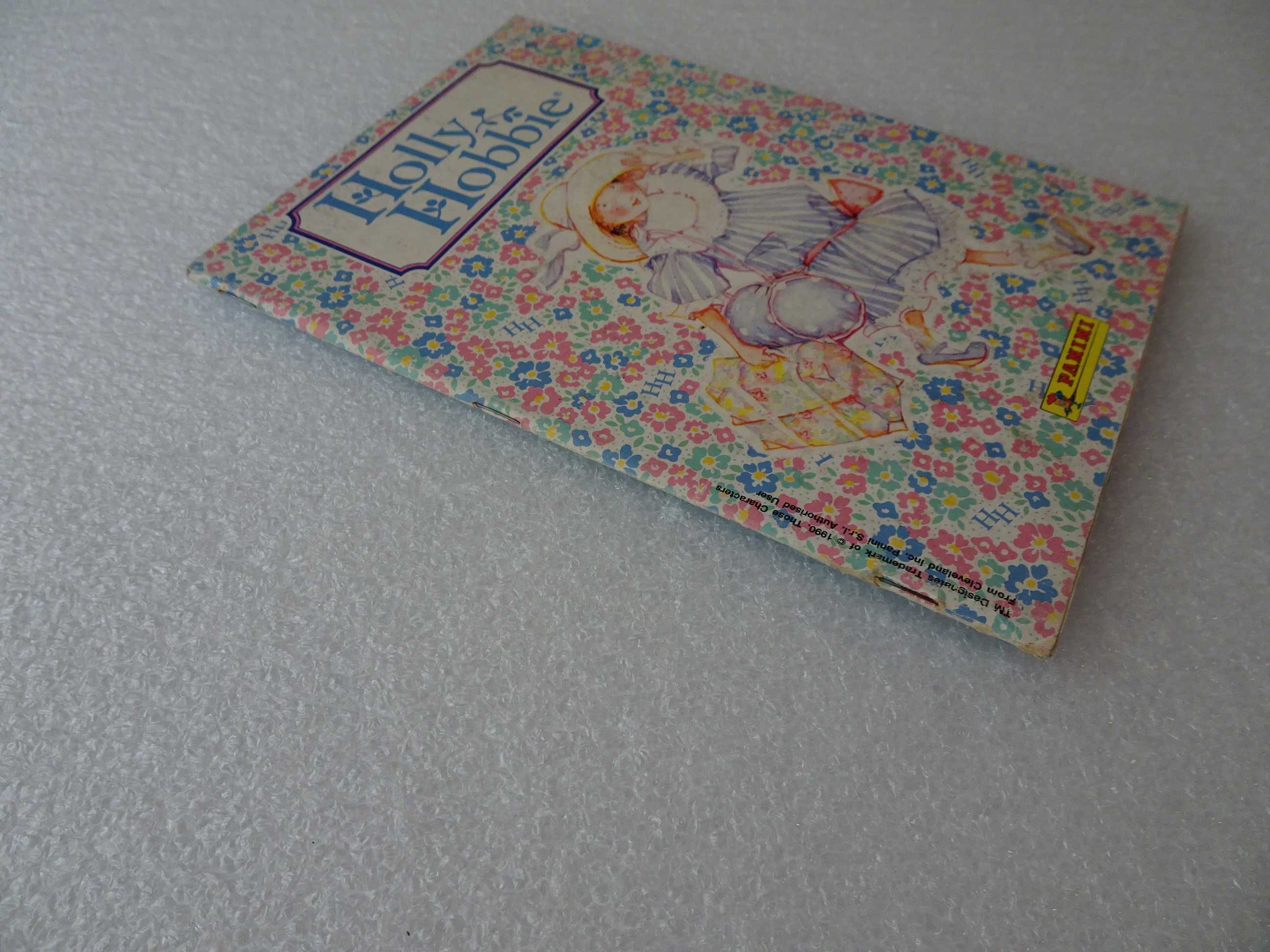 Caderneta de cromos Holly Hobbie - Panini - Tem 99 cromos