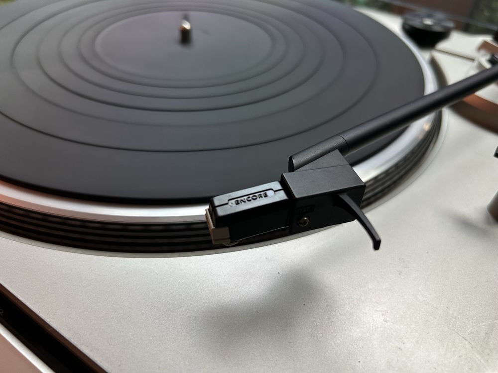 Gira discos Technics SL-BD22, belt drive, com agulha shure, bom estado