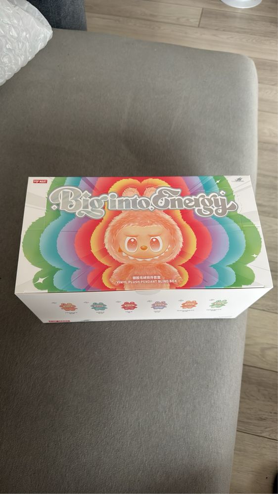 Oryginalna lalka Labubu ! Big into Energy !