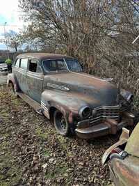 Dwa Cadillac fleetwood