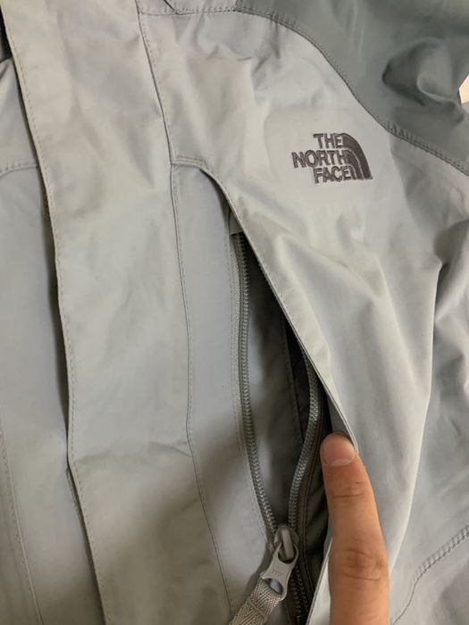 Курточка the north face hyvent