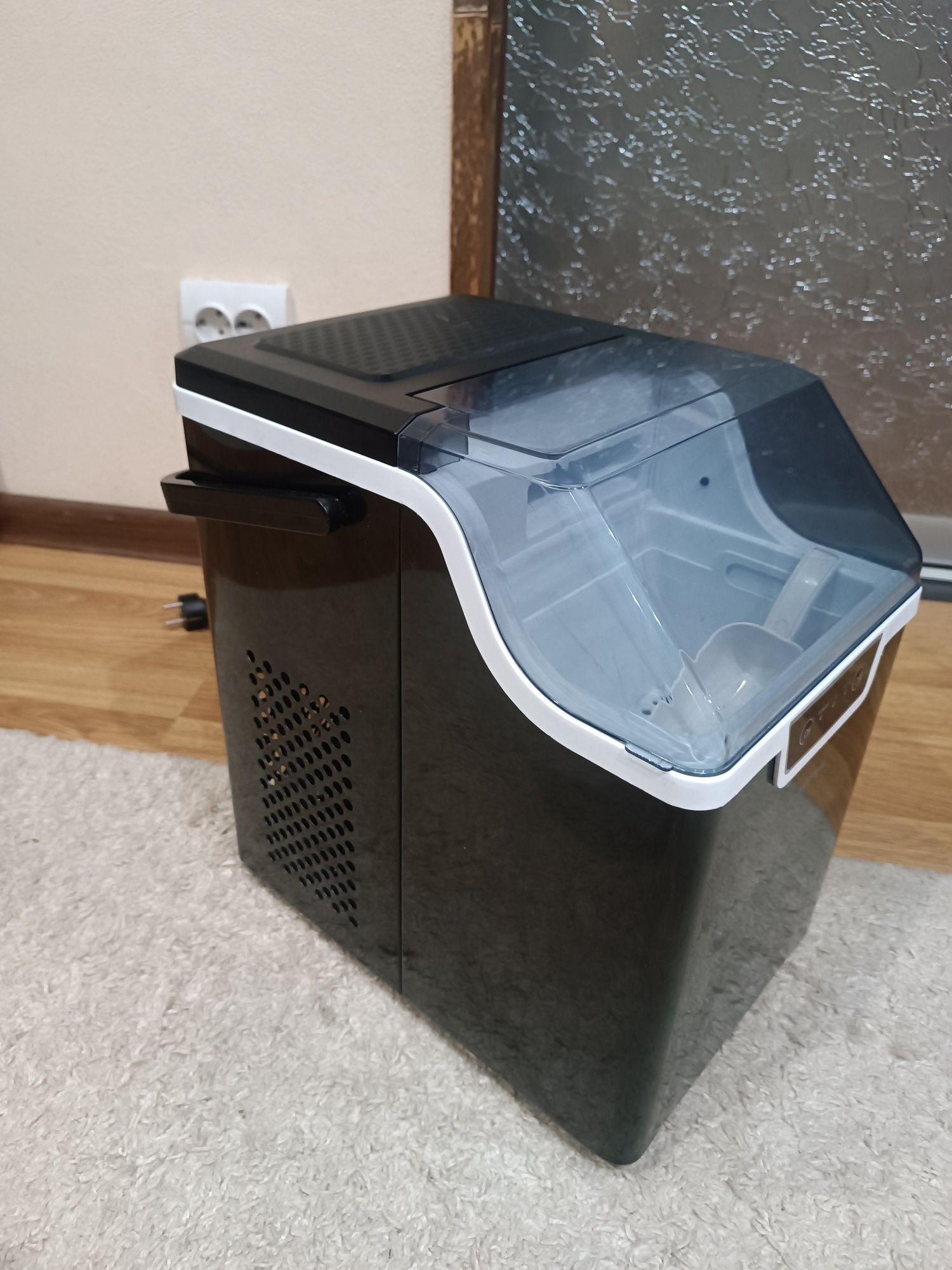 Льодогенератор Klarstein Wallberg Nugget Ice Maker