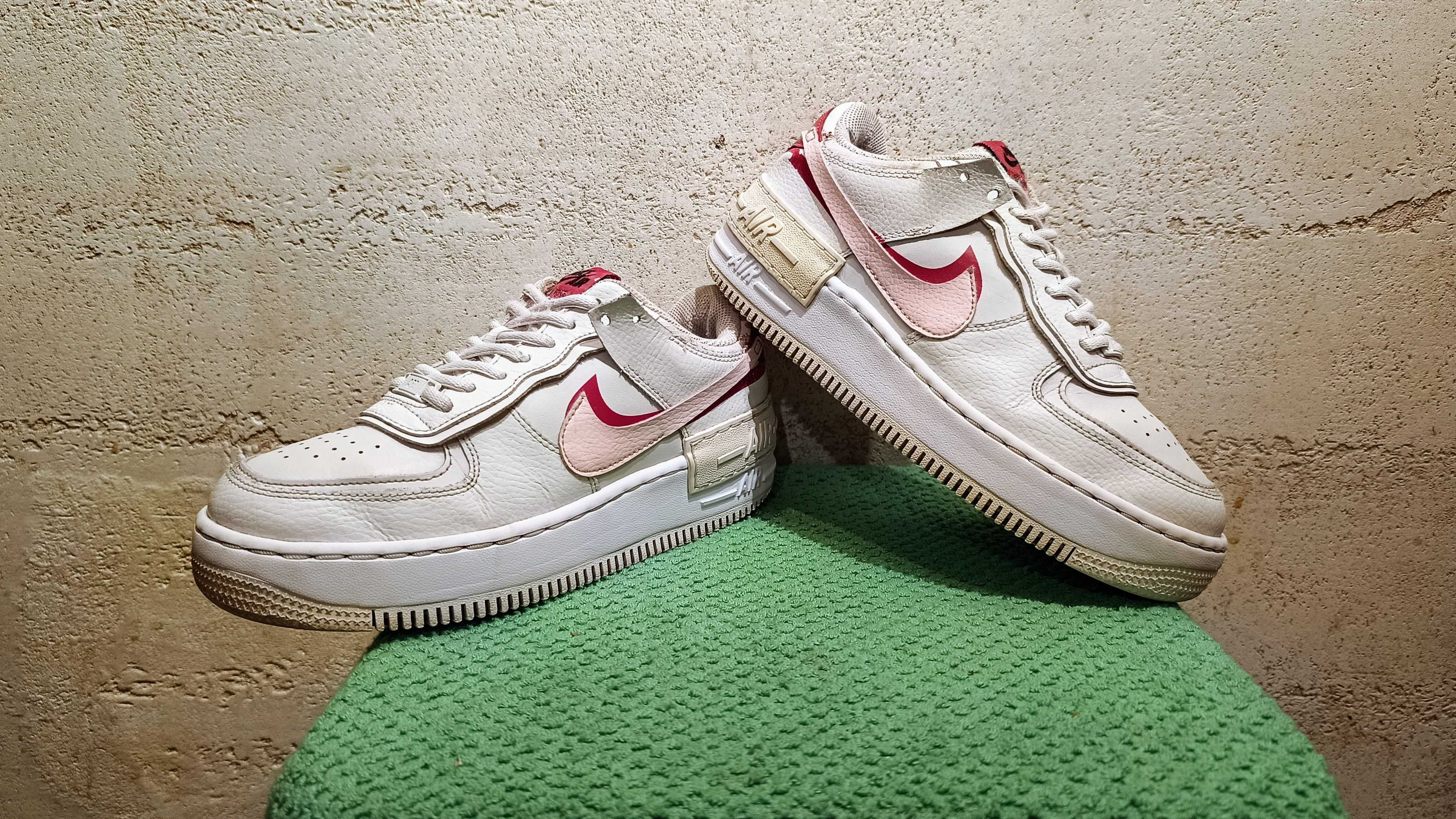 NIKE AIR FORCE 1 SHADOW r.38,5 skóra