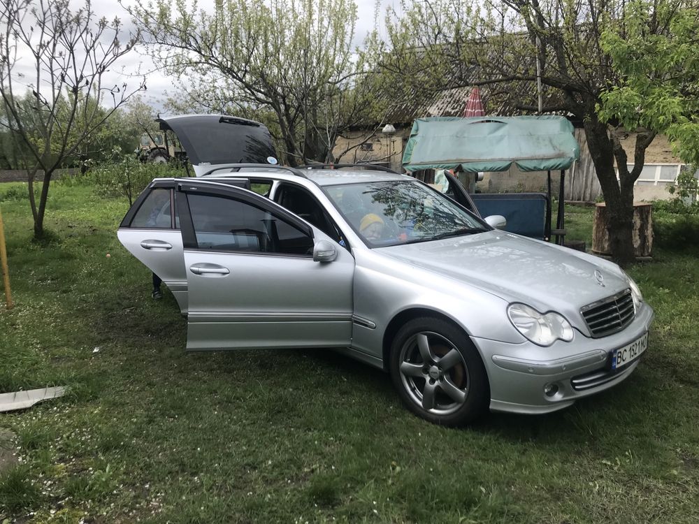 Мерседес w203 avantgarde 2007 2.2 дизель.