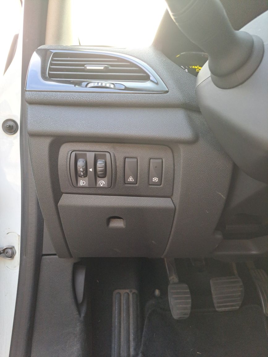 Renault megane bose edition 1.6 cc 130cv
Rerenaultnault Megane Bose Ed