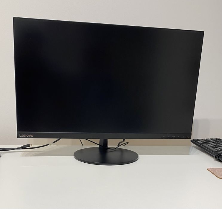 Monitor Lenovo L27m-28 – IPS, 27 cali – 100% sprawny, stan idealny