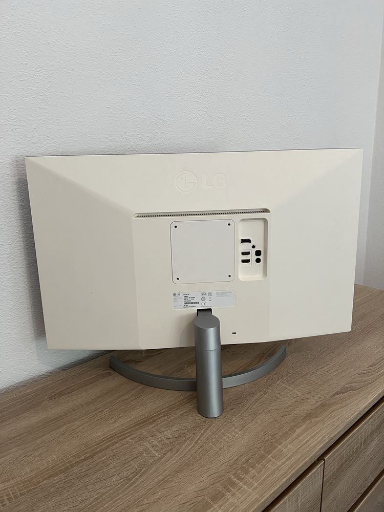 Monitor LG 4K 27 polegadas